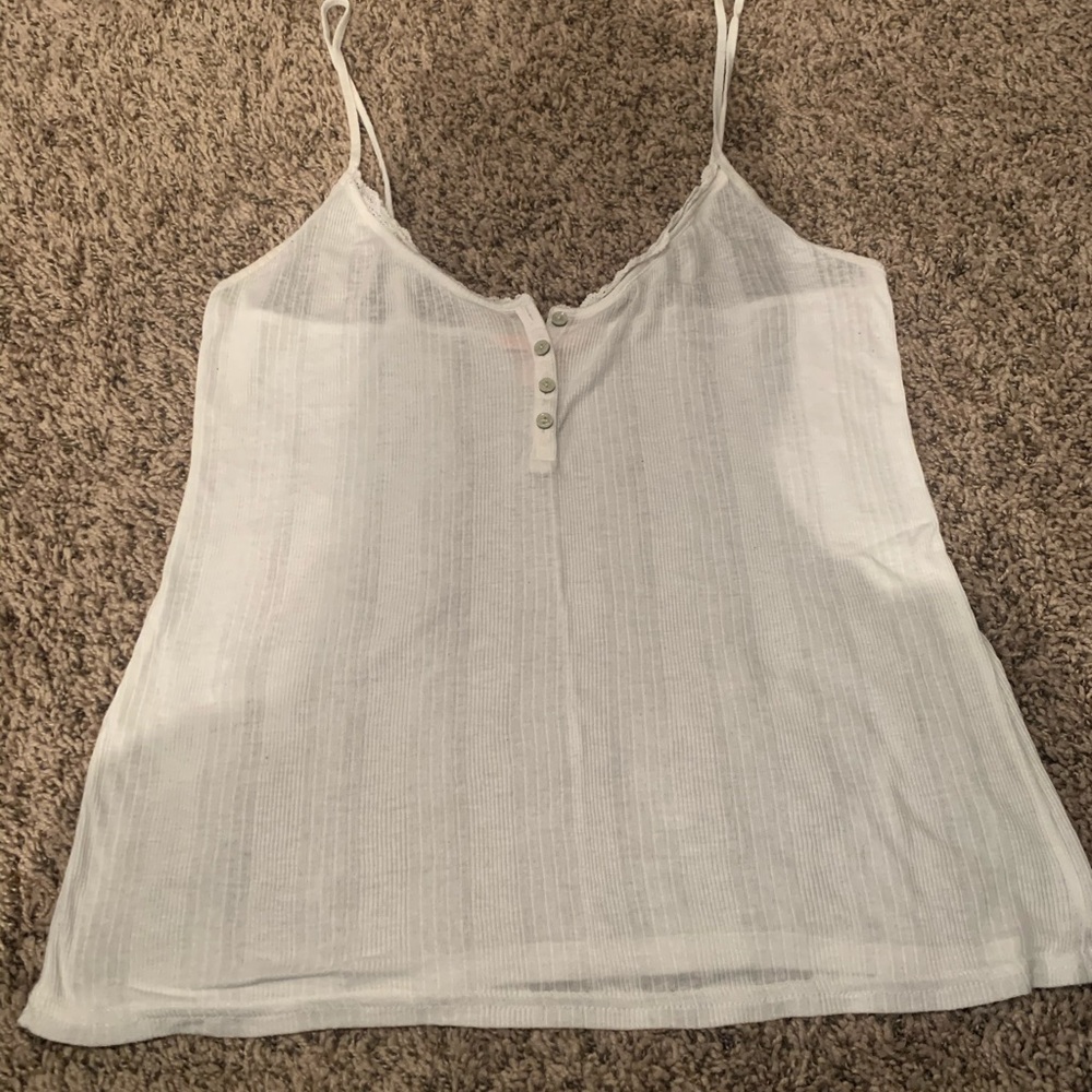 Victoria’s Secret White lace ribbed cami